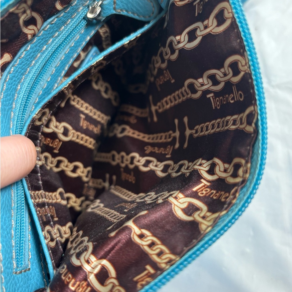Tignanella Pebble leather turquoise crossbody bag organizer - Picture 6 of 13